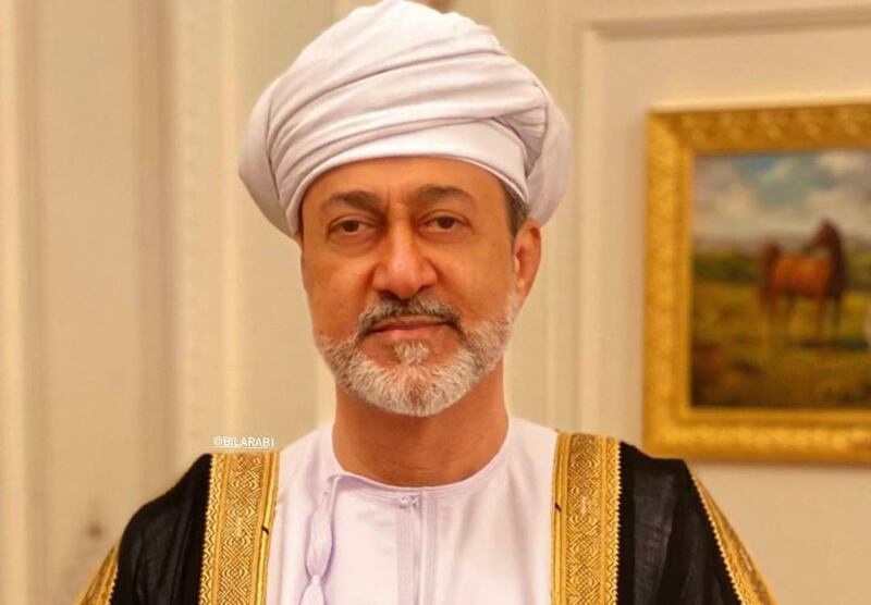 جلالة السلطان يعود للسلطنة