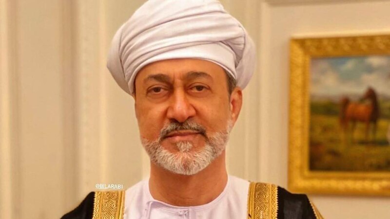 جلالة السلطان يعود للسلطنة