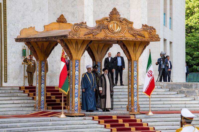 الجهود العمانية تؤتي أُكلها: خامنئي يُرحب بتحسين العلاقات مع مصر