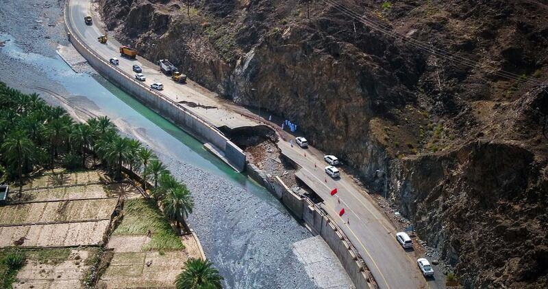 مسؤول في النقل: مستمرون في تهيئة الطرق المتأثرة بالأمطار