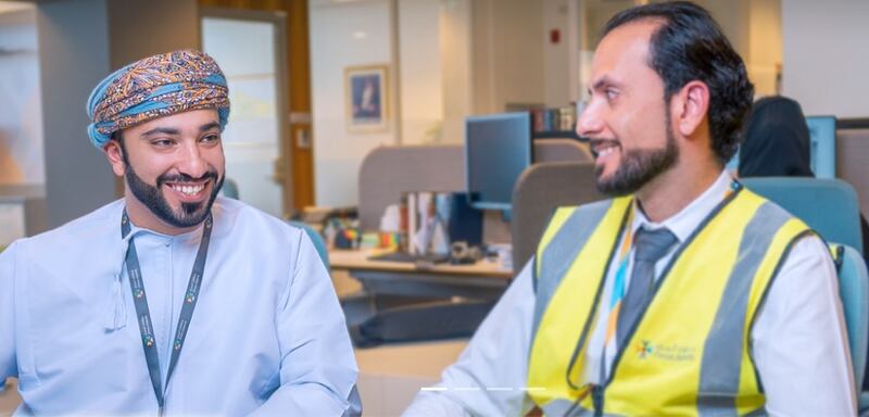 للعمانيين: أكثر من 420 فرصة وظيفية في “مطارات عمان” 