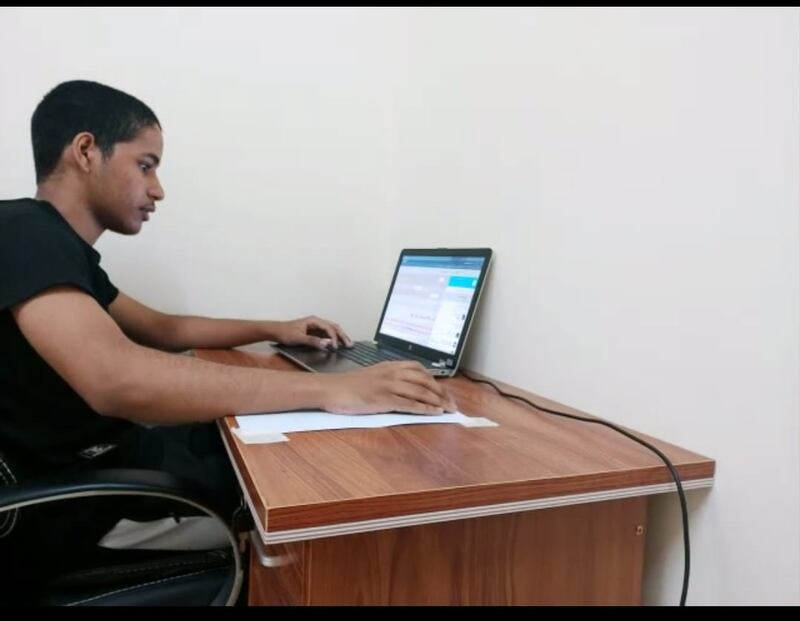 عماني يتأهل لنهائيات بطولة مدرسية عالمية