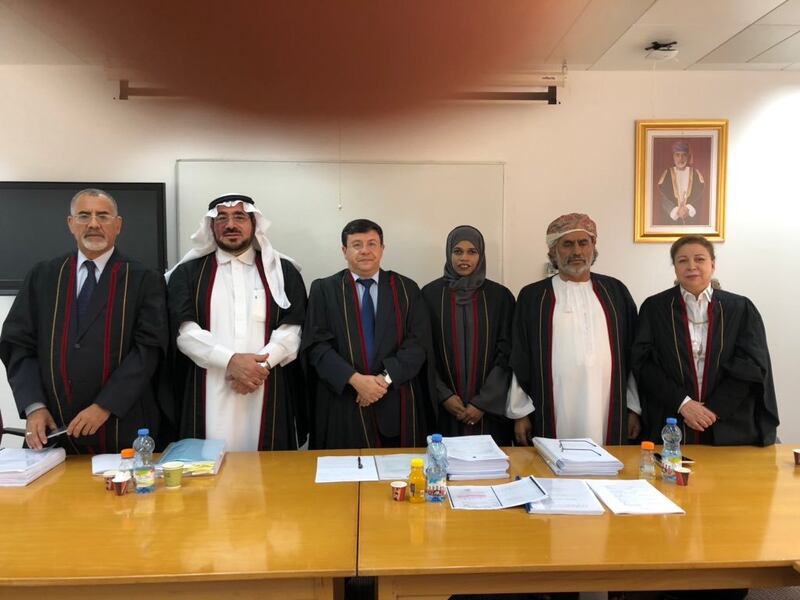 “المشتغلون بالتاريخ”: تعرّف على الباحثة المهتمة بالتاريخ العسكري العُماني