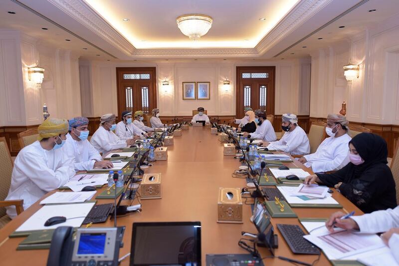 الشورى يجيز طلب مناقشة رئيس جهاز الاستثمار العماني حول عمان للتعدين وتنمية معادن عمان