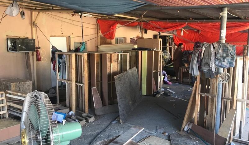 بالصور: مكان مشبوه يقود إلى ضبطية جديدة لحماية المستهلك