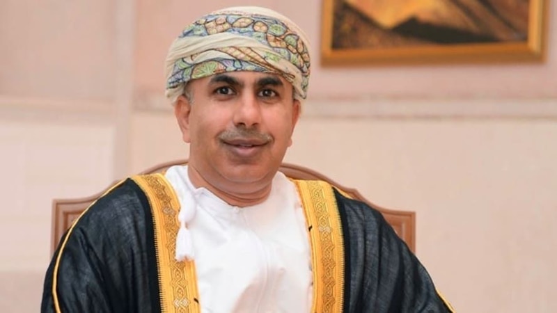 وزير الصحة يحصل على جائزة دولية