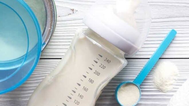 “التجارة” للمسوقين: لا تروجوا لحليب وأغذية الأطفال أقل من 3 سنوات