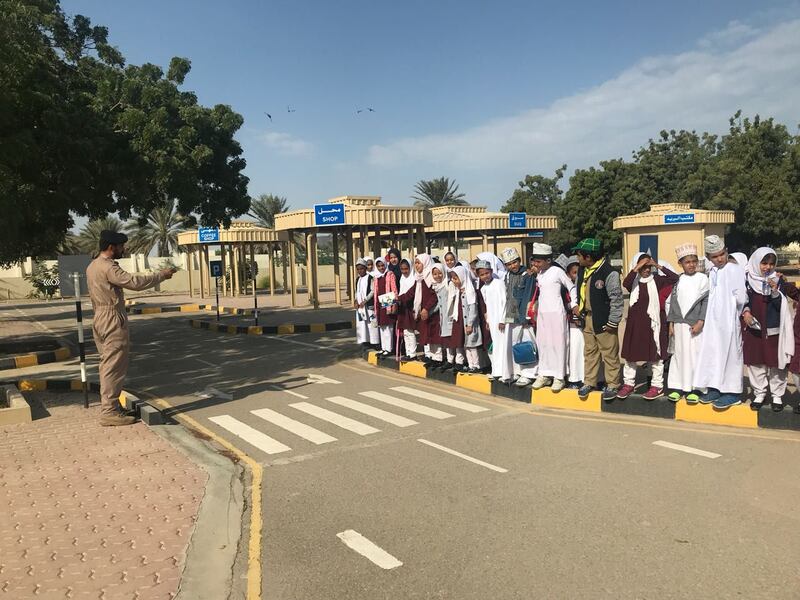 مسؤول شرطي يوجه نصائح مع قرب بداية العام الدراسي الجديد