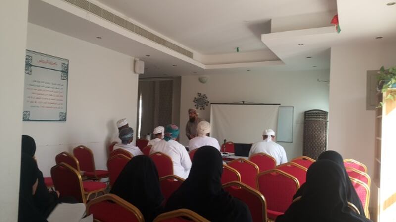 لجنة تحكيم مسابقة رتل وارتق للقرآن الكريم 13 تعقد حلقة تدريبية