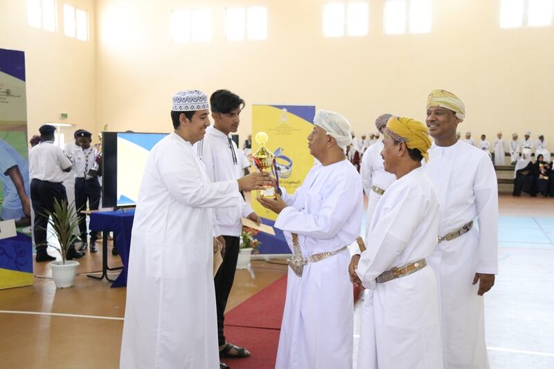 توصيات مهمة في ختام البطولة الأولمبية الثانية لمدرستي السلطان قابوس بصلالة