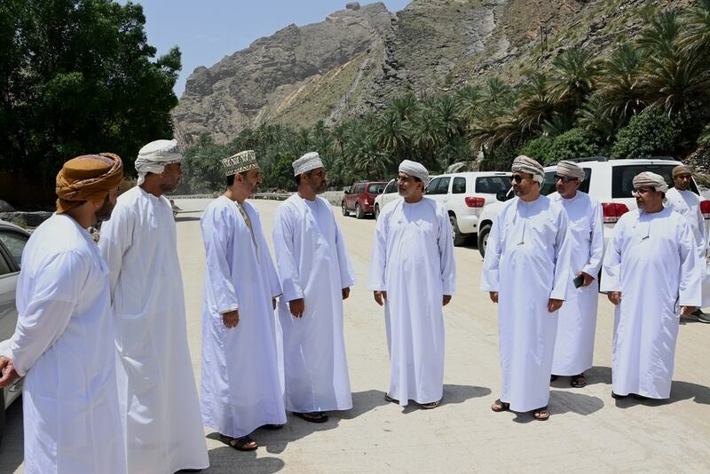 بعد زيارتهم الميدانية: 3 مسؤولين يوضحون حول الأضرار في الرستاق والعوابي