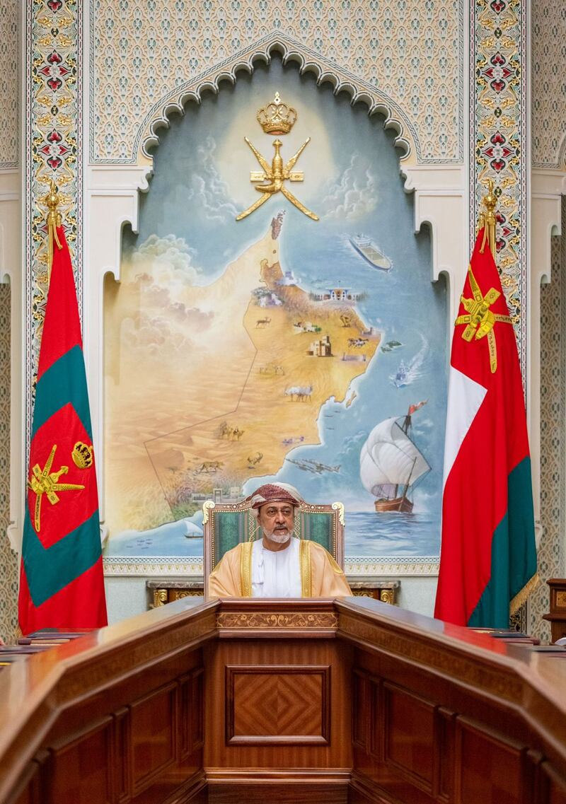 جلالة السلطان يترأس اجتماع مجلس الوزراء