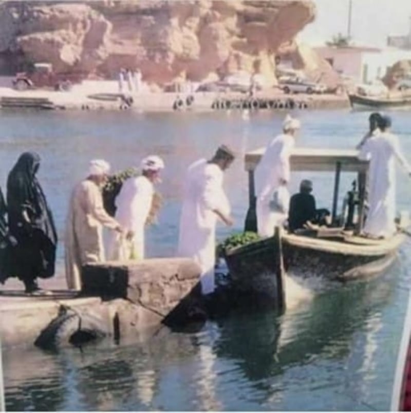 مارسته إحدى الأسر العمانية منذ 170 عامًا: ماذا تعرف عن نشاط (العبرة)؟