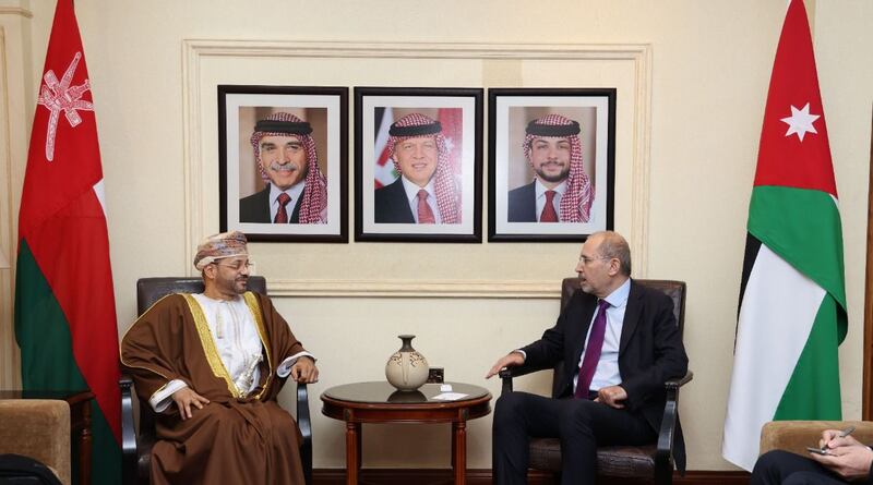 السيد بدر يلتقي نظيره الأردني