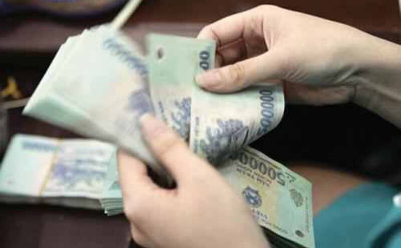 خبراء يكشفون: النقود والعملات المعدنية بها جراثيم وبكتيريا سامة