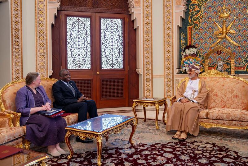 جلالة السلطان يستقبل وزير الخارجية البريطانية 
