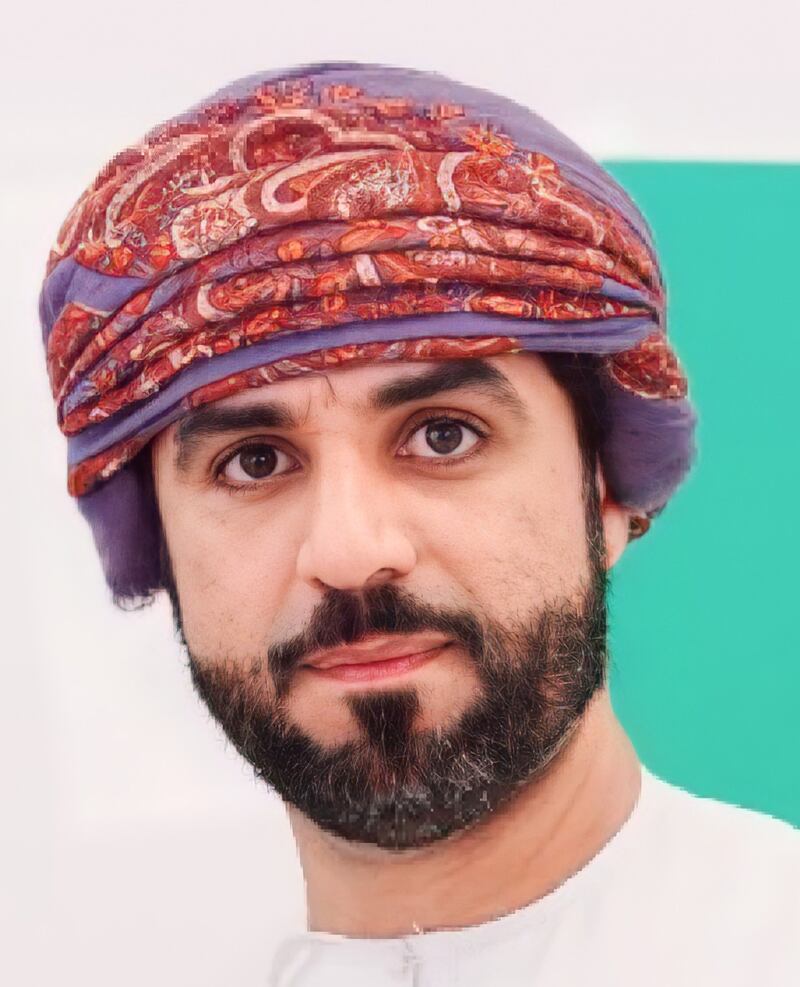 أسرة عمانية تنجح في إنشاء شركة لصناعة المنتجات التجميلية