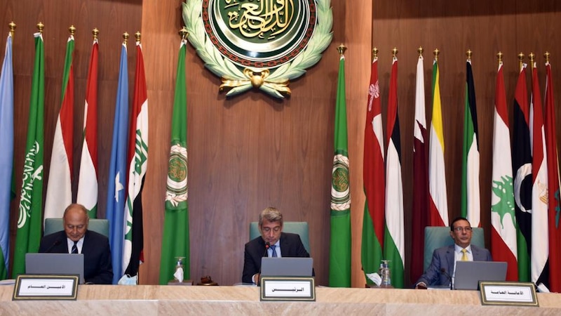 سلطنة عمان تشارك في اجتماع عربي
