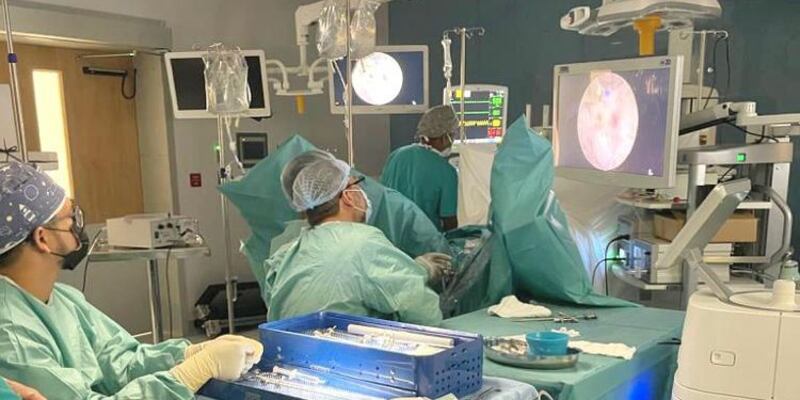 لأول مرة: استئصال كامل للبروستاتا بدون شق جراحي