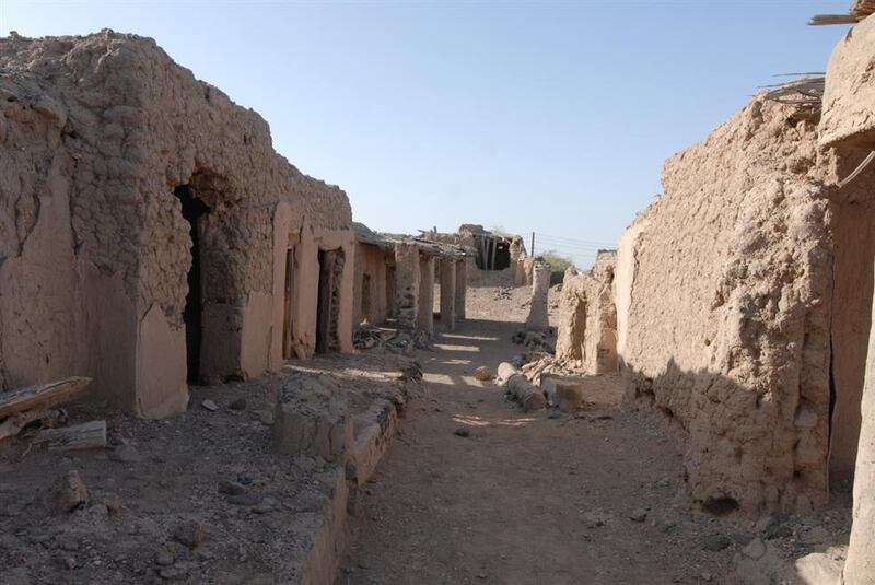 بُنيت في القرن الثالث الهجري: تعرّف على حارة السوق القديمة في سناو