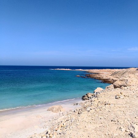 تعرف على ما يتميز به جبل رأس نوس السياحي