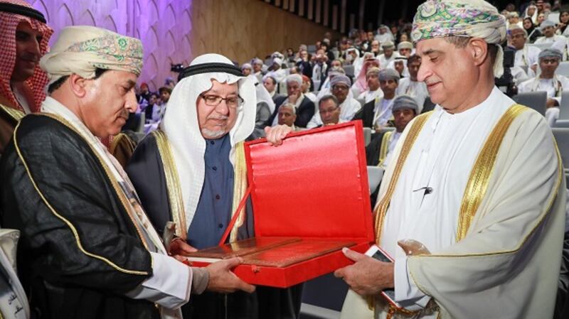 هدية عُمانية إلى أمير الكويت، تعرّف على تفاصيلها