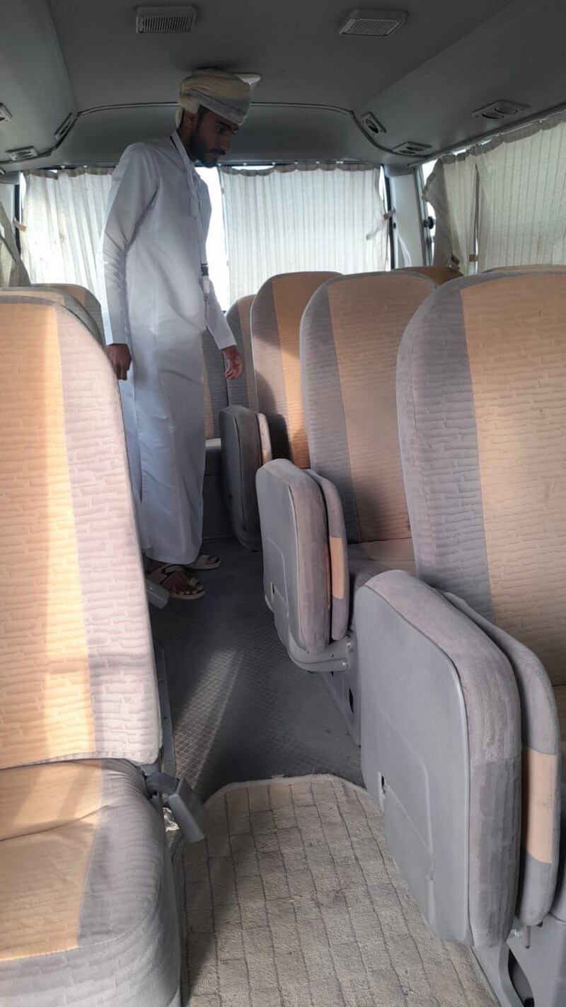 حملة تفتيشية تكشف مخالفات في حافلات للنقل المدرسي