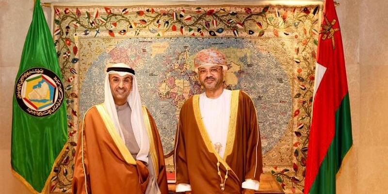 السيد بدر يستقبل “الحجرف” بمناسبة انتهاء فترة عمله؛ فما أبرز محطاته؟