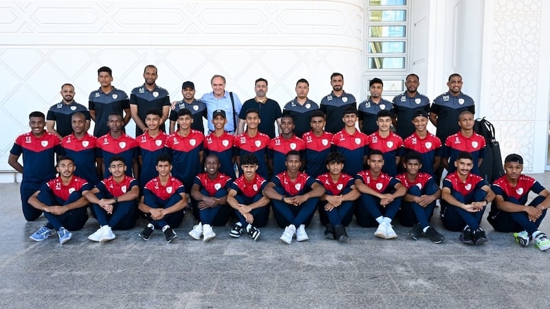 للمشاركة في كأس العرب؛ الأحمر الصغير يصل الجزائر