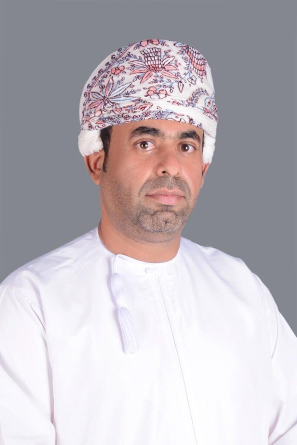 بتنظيم من “غرفة التجارة” بجنوب الباطنة: مسؤولون يناقشون التحديات والحلول التمويلية للمؤسسات الصغيرة والمتوسطة