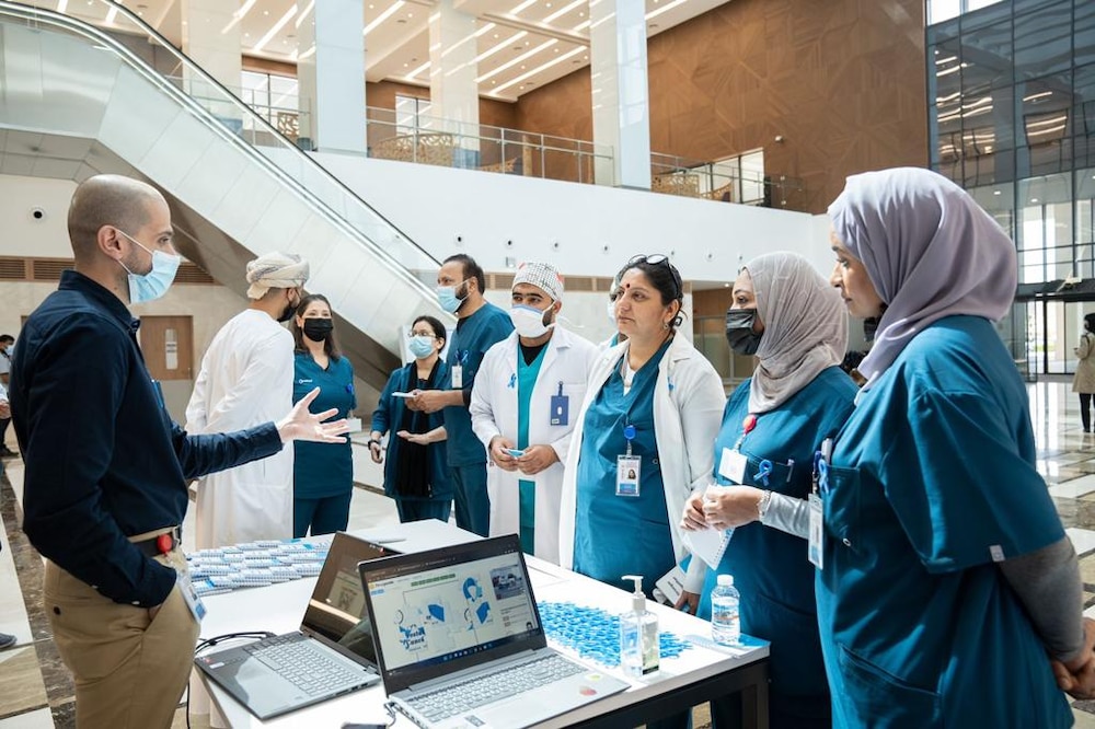 هل يهمك معرفة ما هو سرطان البروستات؛ أطباء عُمانيون يشرحون أعراضه وعلاجه