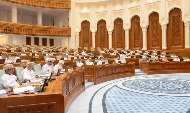 الدولة يقر “حماية الأطفال من الحوادث” ويوافق على دراسة لـ “تنظيم الإعلان”