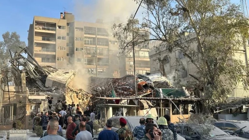 سلطنة عمان تُدين استهداف القنصلية الإيرانية في دمشق