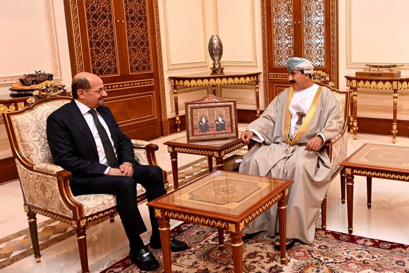 وزير المكتب السلطاني يستقبل وزير الخارجية اليمني