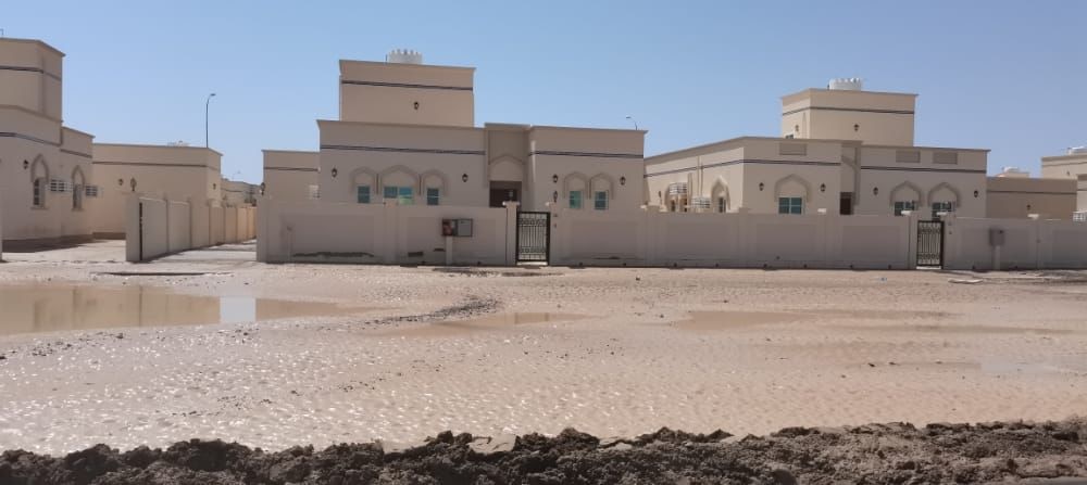 وكيلا الإسكان يزوران المناطق المتأثرة بـ #شاهين