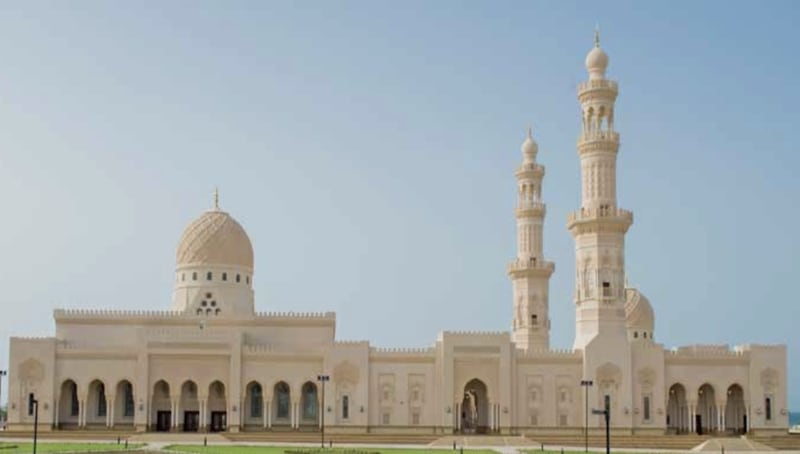 بتكليف من المقام السامي: افتتاح جامع السيدة فاطمة بنت علي