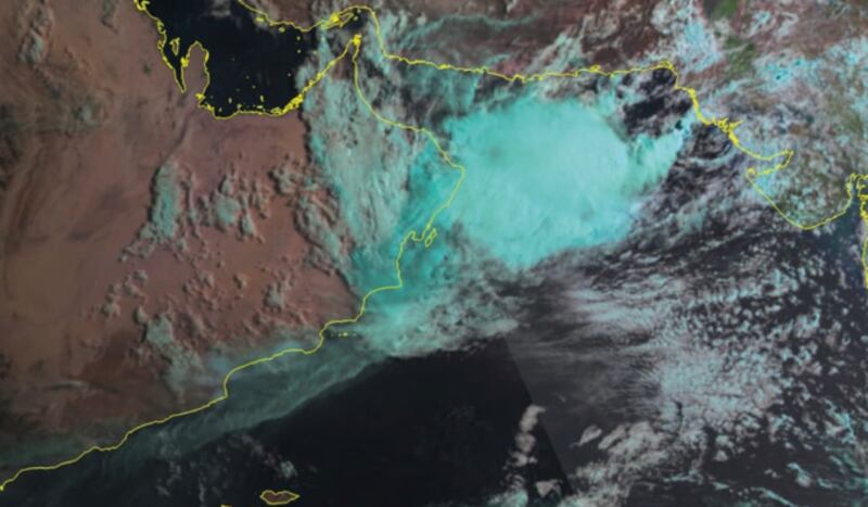 الأرصاد توضح التوقعات حول الحالة المدارية وفرص تلاشيها