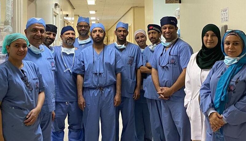 فريق طبي سعودي يقوم بزراعة كبد لمواطنة عمانية