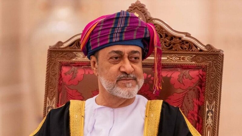 جلالة السلطان يُهنئ ملك المغرب