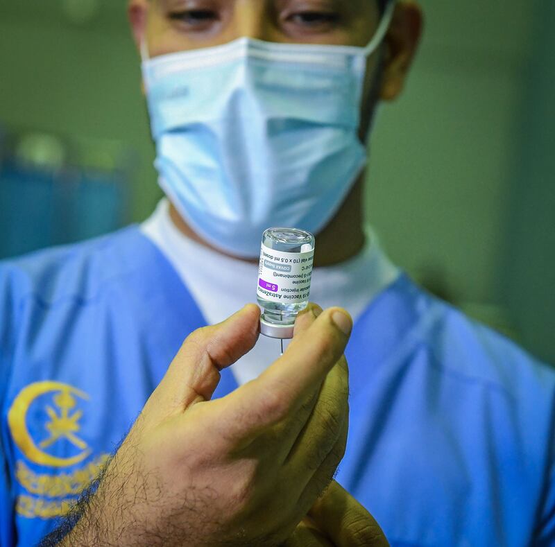 إجمال عدد المطعمين يقترب من 450 ألفًا