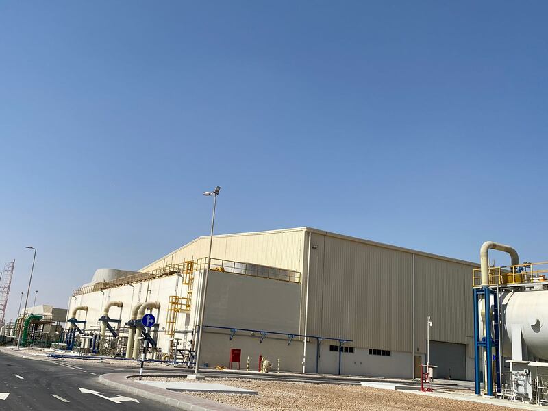 للمستثمرين: البنى الأساسية في المياه والكهرباء جاهزة لكم في الدقم