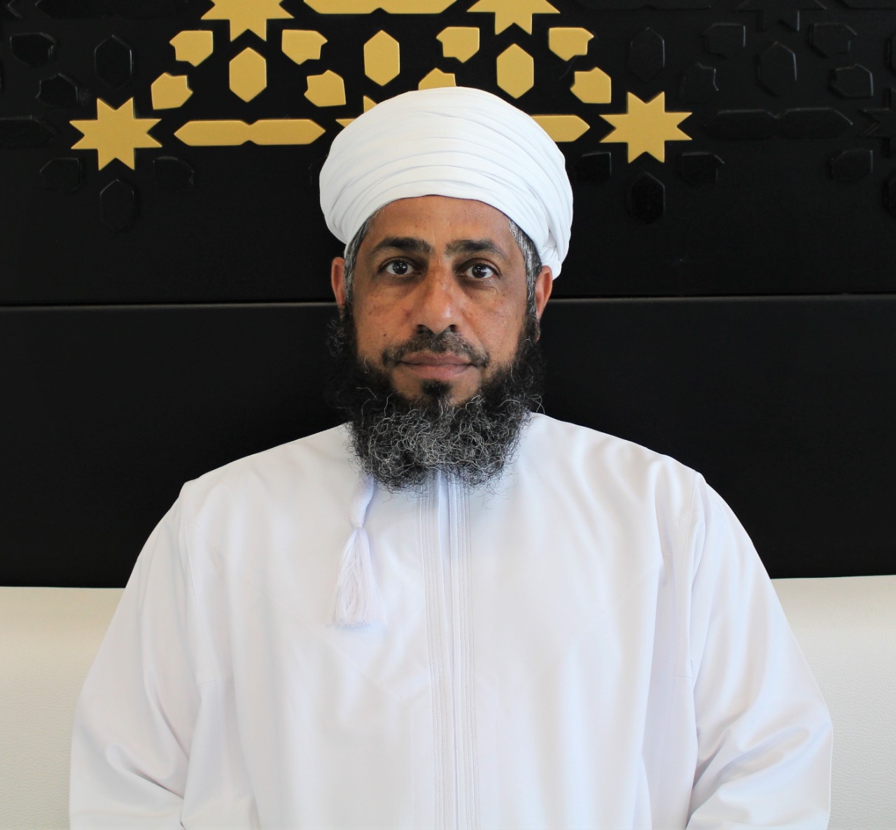 هيئة الرقابة الشرعية بميثاق تنتخب الرئيس ونائبه وتعتمد خطة العمل وتراجع المعاملات المصرفية