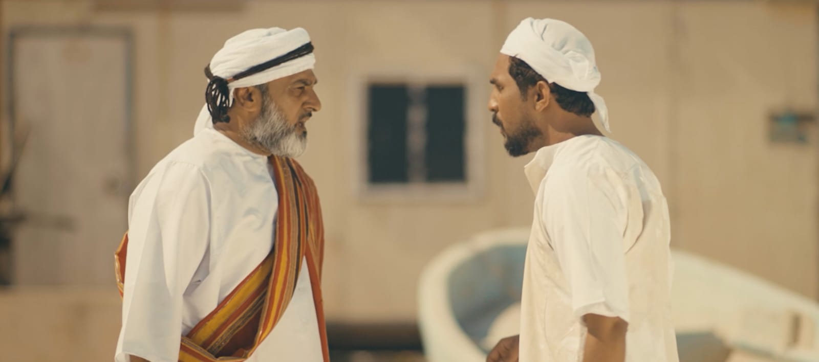 “ديانة الماء”.. فيلم عُماني يزاوج بين سردية الميثولوجيا وعمق الأسئلة الوجودية