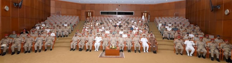 بدء دورة جديدة في “القيادة والأركان” لدارسين عمانيين ومن دول شقيقة وصديقة