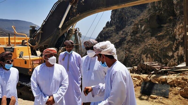 وزيران في ضلكوت لمناقشة الإسكان والطرق والاتصالات