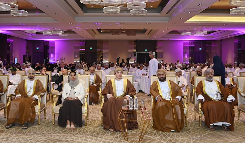 قمة عُمانية للذكاء الاصطناعي؛ إليك أبرز ما تتضمنه