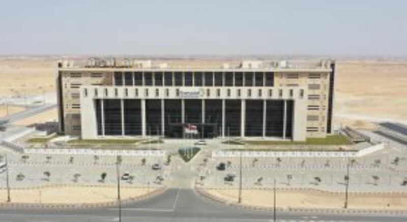 منح المنطقة الاقتصادية بالدقم صلاحيات تنظيم قطاع الكهرباء والمياه