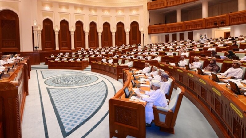 “الدولة” و “الشورى” يناقشان المواد محل التباين في خمسة مشروعات قوانين