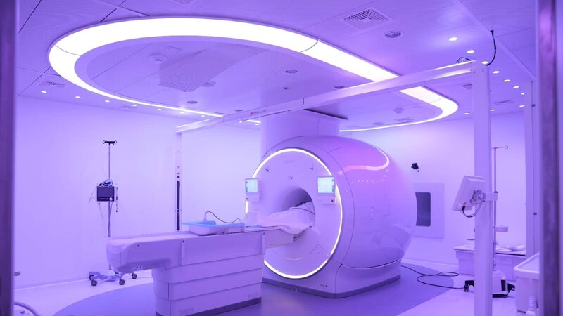 “المرض الخبيث”؛ مركز السُّلطان قابوس المتكامل يواجهه بأحدث طرق العلاج والتوعية