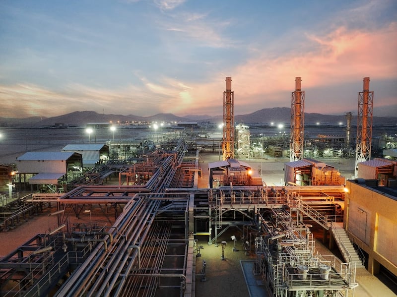 “ستاندرد آند بورز” ترفع تصنيف سلطنة عُمان الائتماني